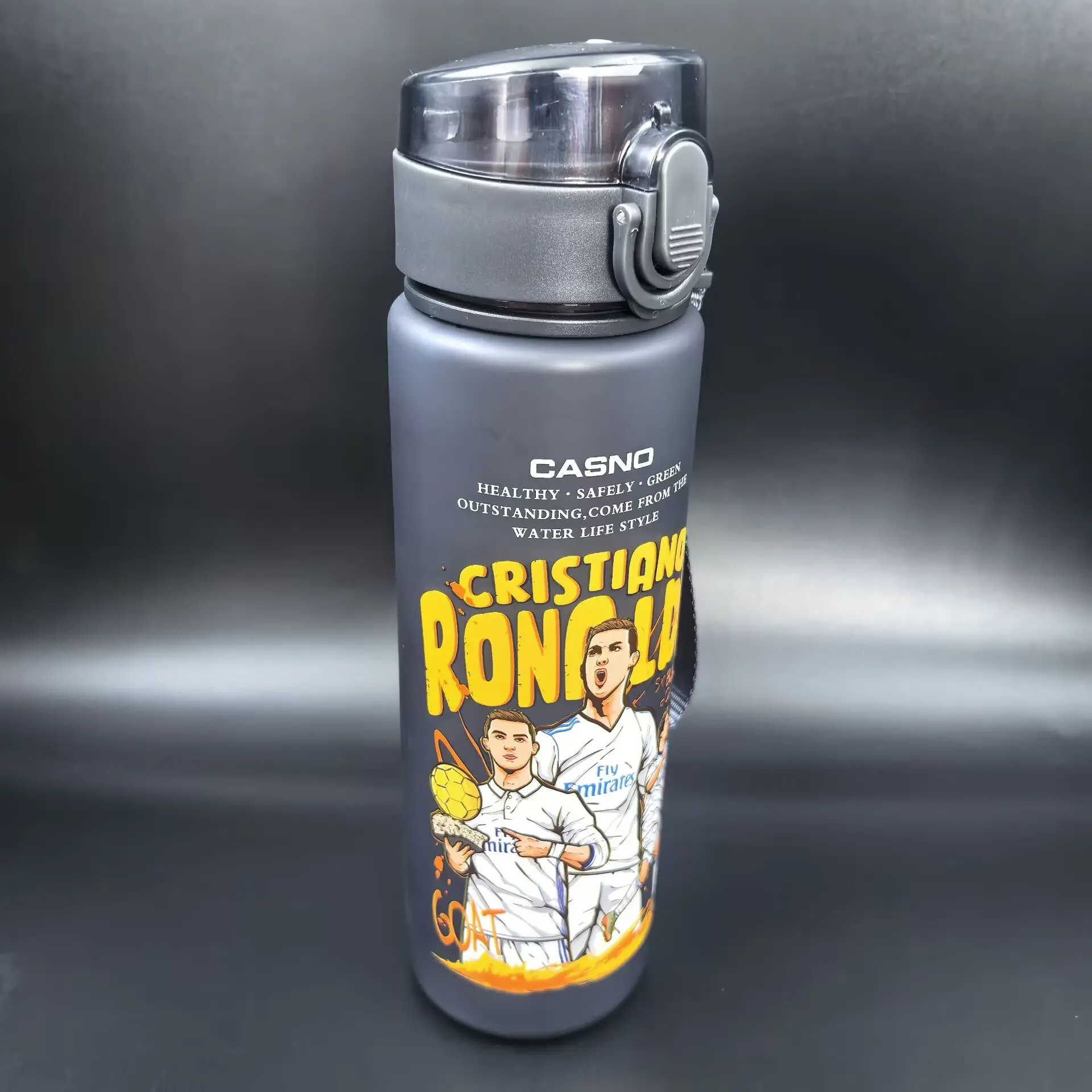 Travel Water Bottle with Sleek Cartoon Soccer Player Print, 560ML Reusable Black Drinkware for Indoor and Outdoor Sports, Portable, Sports Water Bottles, Tumbler, Healthy Lifestyle, Versatile, Cr7 Print, Safe Plastic, 500-1,000 Ml, Cartoon Design