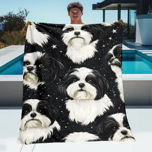 1 Piece Cute Doberman Dog Print Outdoor Blanket - Lightweight Flannel for Sofa, Chair, and Bed - Digital Print Blanket Using Soft and Warm Flannel Fabric, Gift for Family and Friends, Throw Blankets