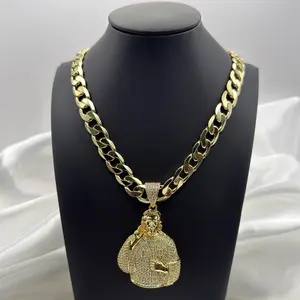 Cadena Cubana 14K Laminada con Dije de Jesucristo - 27” | 10mm