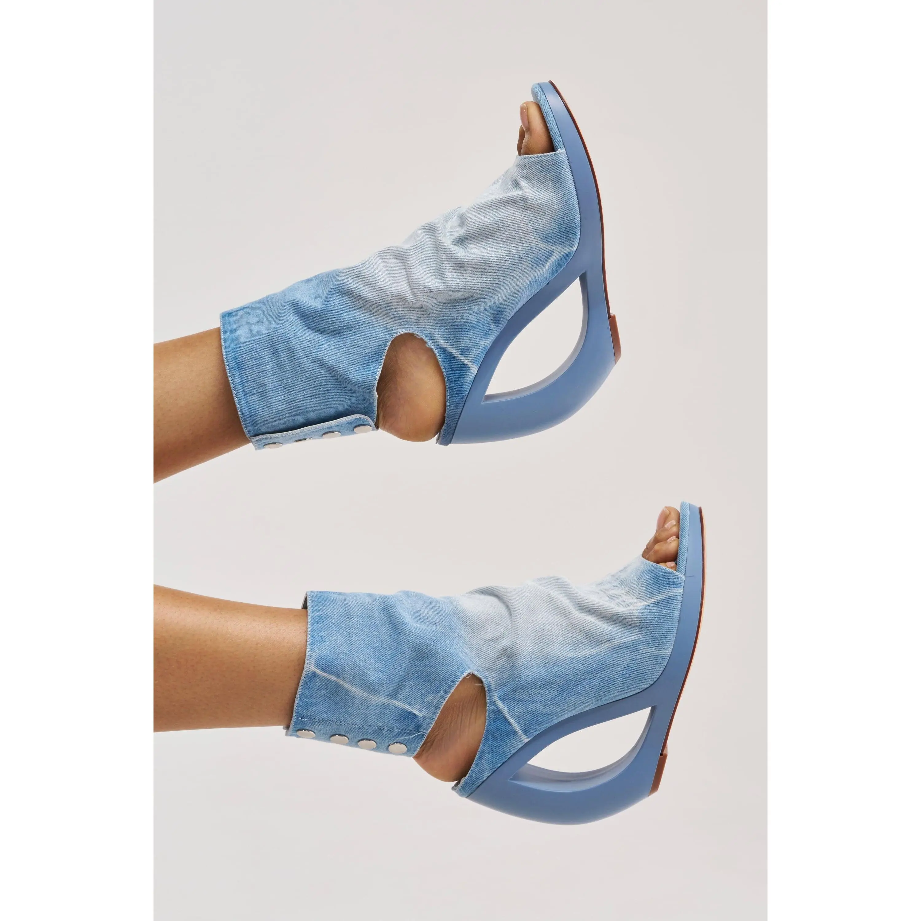 AZALEA WANG CIRCOS LIGHT DENIM WEDGE BOOTIE
