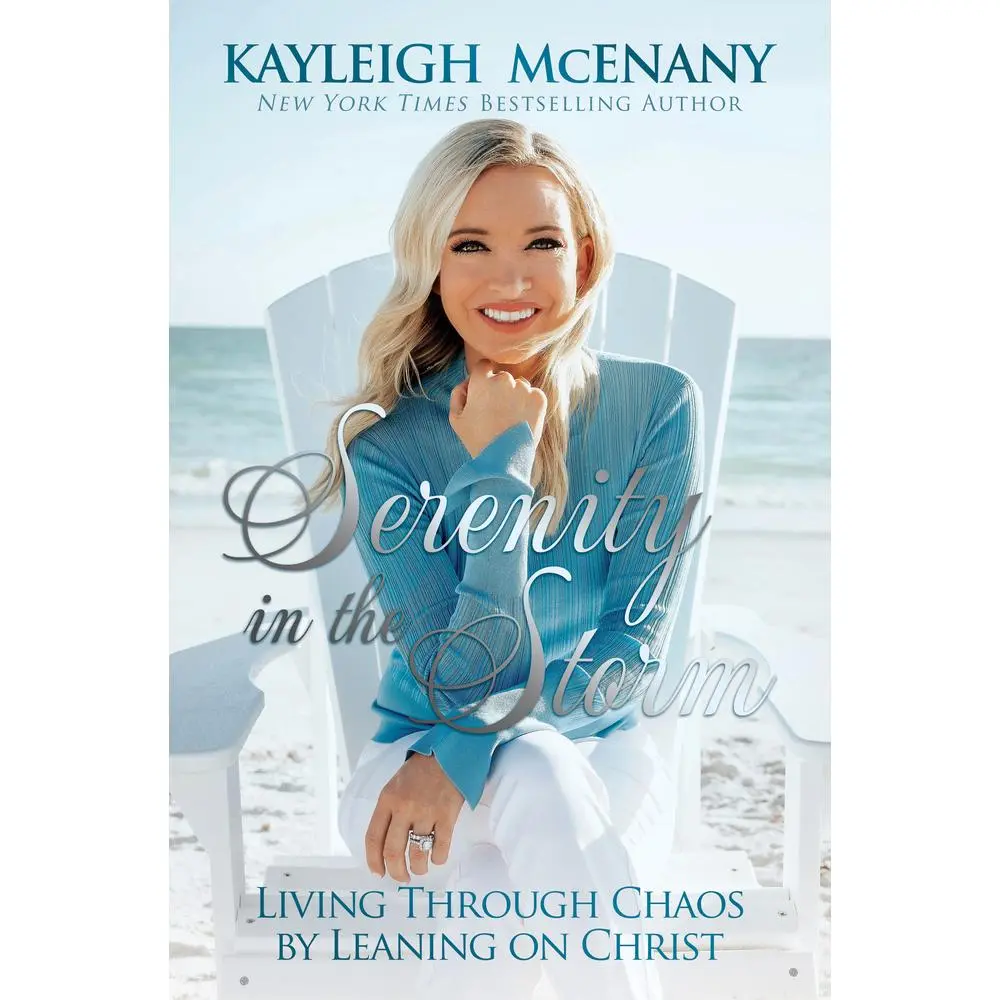 USED Book - Serenity in the Storm: Living Through Chaos by Leaning on Christ by McEnany, Kayleigh (Hardcover) - english