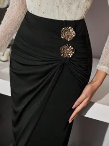 High Waist Ruched Skirt, French Elegance Commuter Style, Side Pleats, Metallic Decorative Buckle, Slimming Bodycon Cut, Mature Women's Dress