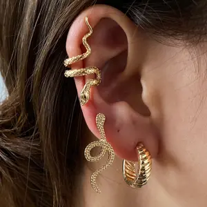 European and American ins-style retro snake stud earrings earbone clips ear clips Women's fashion simple earrings three-piece set suitable for daily wedding party wear great for wives daughters friends as birthday holiday gifts magnetic earrings helix