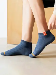 Men's Letter Print Ankle Socks, Casual Comfy Breathable Socks for Daily Wear, Multipack Socks for All Seasons