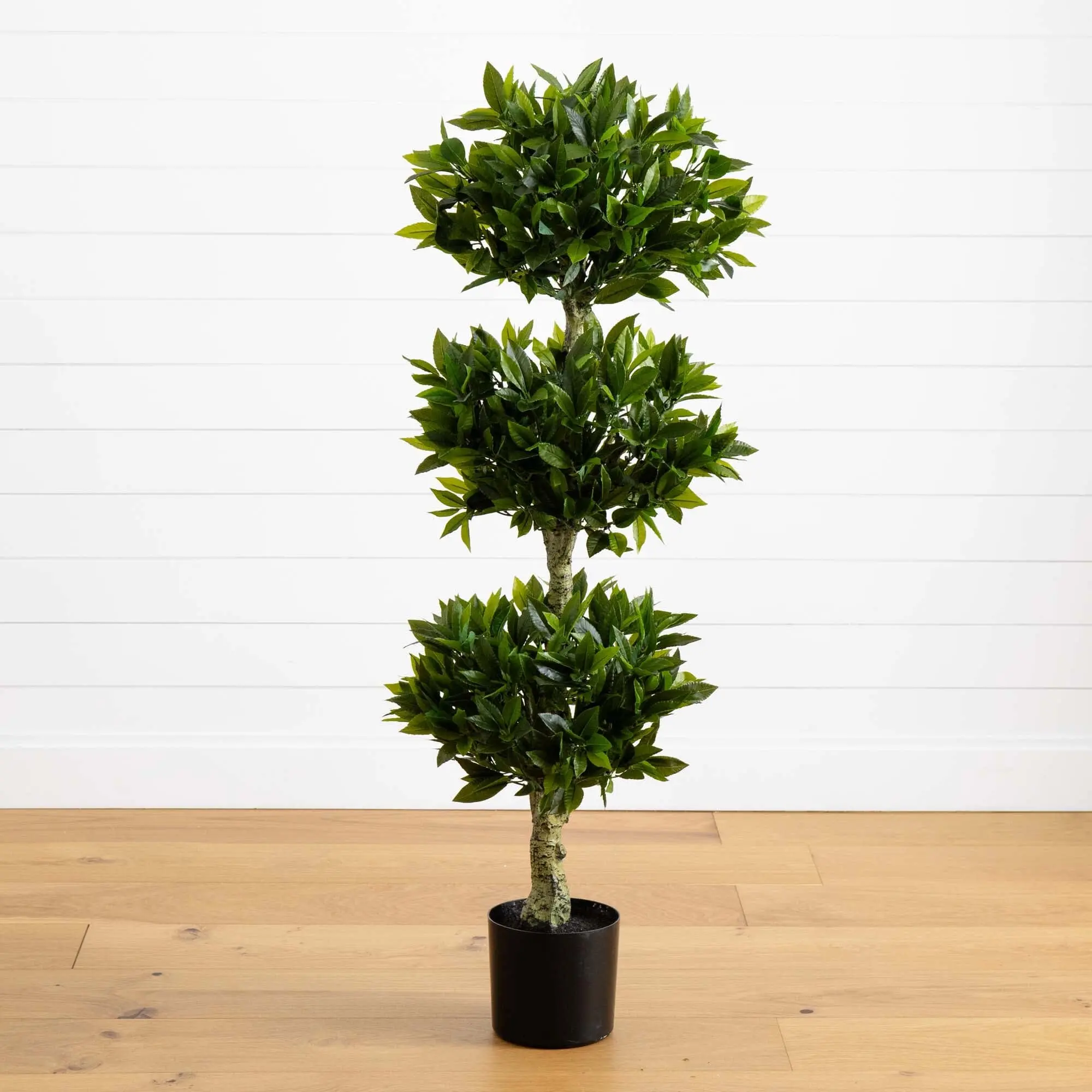 5' Synthetic Triple Bay Leaf Topiary Artificial Shrubbery, UV-Resistant Outdoor Artificial Plants, Indoor/Outdoor Home Decor with Botanical Aesthetic Gift Supply