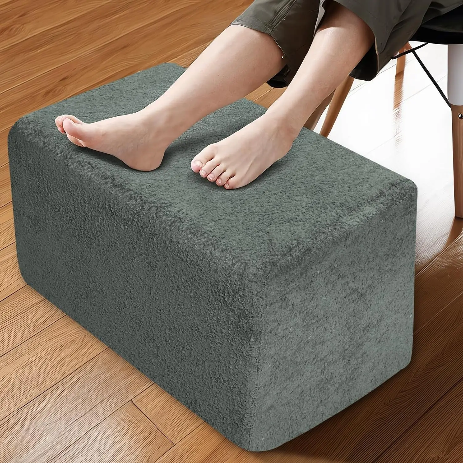 Rectangular Pouf Ottoman Stuffed Floor Pouf with Foam Chunk Filling Soft Coral Fleece Furry Foot Rest Stool Multi-Use Ottoman for Living Room Dark Grey