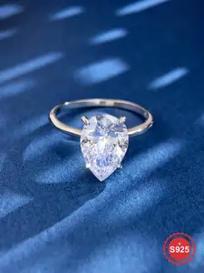 1 Pc Lovely Romantic 1 Carat Four-claw Pear-shaped Single Zircon Ring for Women Real 925 Sterling Silver Jewelry Bridal Wedding Engagement Dating Party for Ladies Engagement Anniversary Valentine's Day Girlfriend Birthday Gift