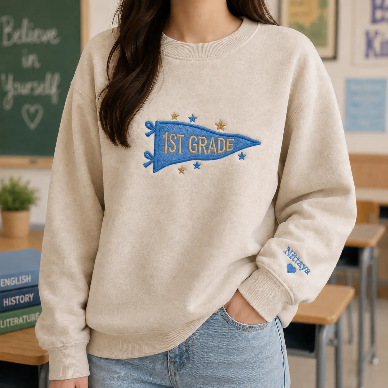 [MAKE IN US]Back To School Embroidered Pennant Sweatshirt, Grade Level Crewneck, Teacher Student School Spirit Sweatshirt, Personalized School Gift
