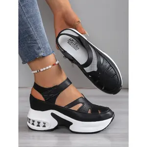 Women’s sporty platform sandals with a velcro design—casual, comfortable, breathable sandals for outdoor sports; versatile platform sandals for everyday wear; fashionable breathable sandals.