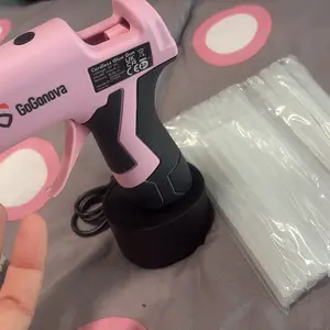 【Valentine's Day Gift DIY】GoGonova Glue Gun, 20s Fast Preheating Anti-drip Cordless Glue Gun, 2Ah USB-C Rechargeable with 25 Pcs Mini Glue Sticks, Smart Power-Off Tool Rubber Portable Handle