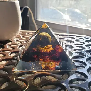 Exotic Shiny Crystal Pyramid