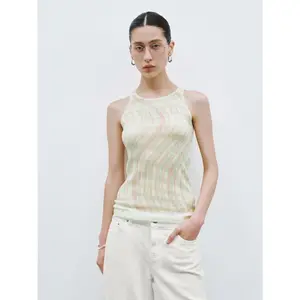 URBAN REVIVO Women's Fitted Crew Neck Sleeveless Cotton Fabric T-Shirt - 2026 Minimalist Thin All-Seasons Basic Casual Top