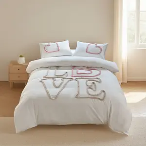 Love Pattern Flannelette Bedding Set, Soft Washable Comfortable, Valentine Gift, Includes Pillowcases, Hotel Quality, Multiple Sizes Available, Comfy Bed Sets