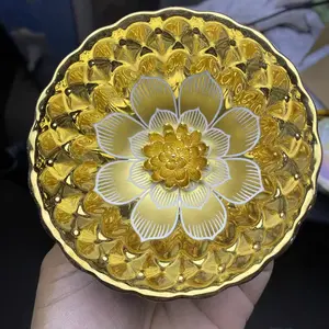 Master Jianzhan craftsman hand-crafts a golden lotus nightglow tea master cup