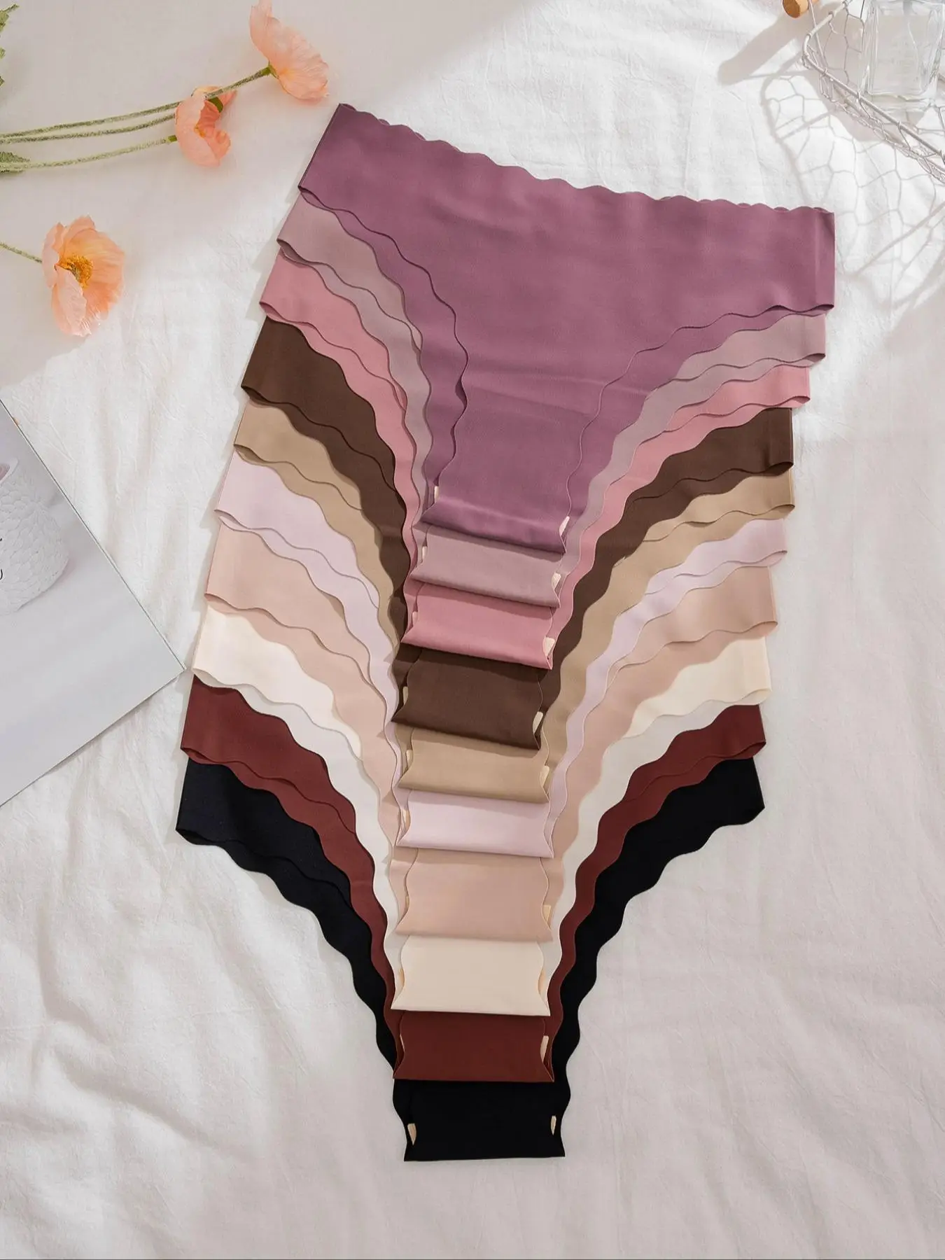 Womenswear Solid Scallop Trim Panties, Minimalist Seamless Soft Comfy Breathable Knicker for Daily Wear, Back-to-school Clothing, Panties for Women, L