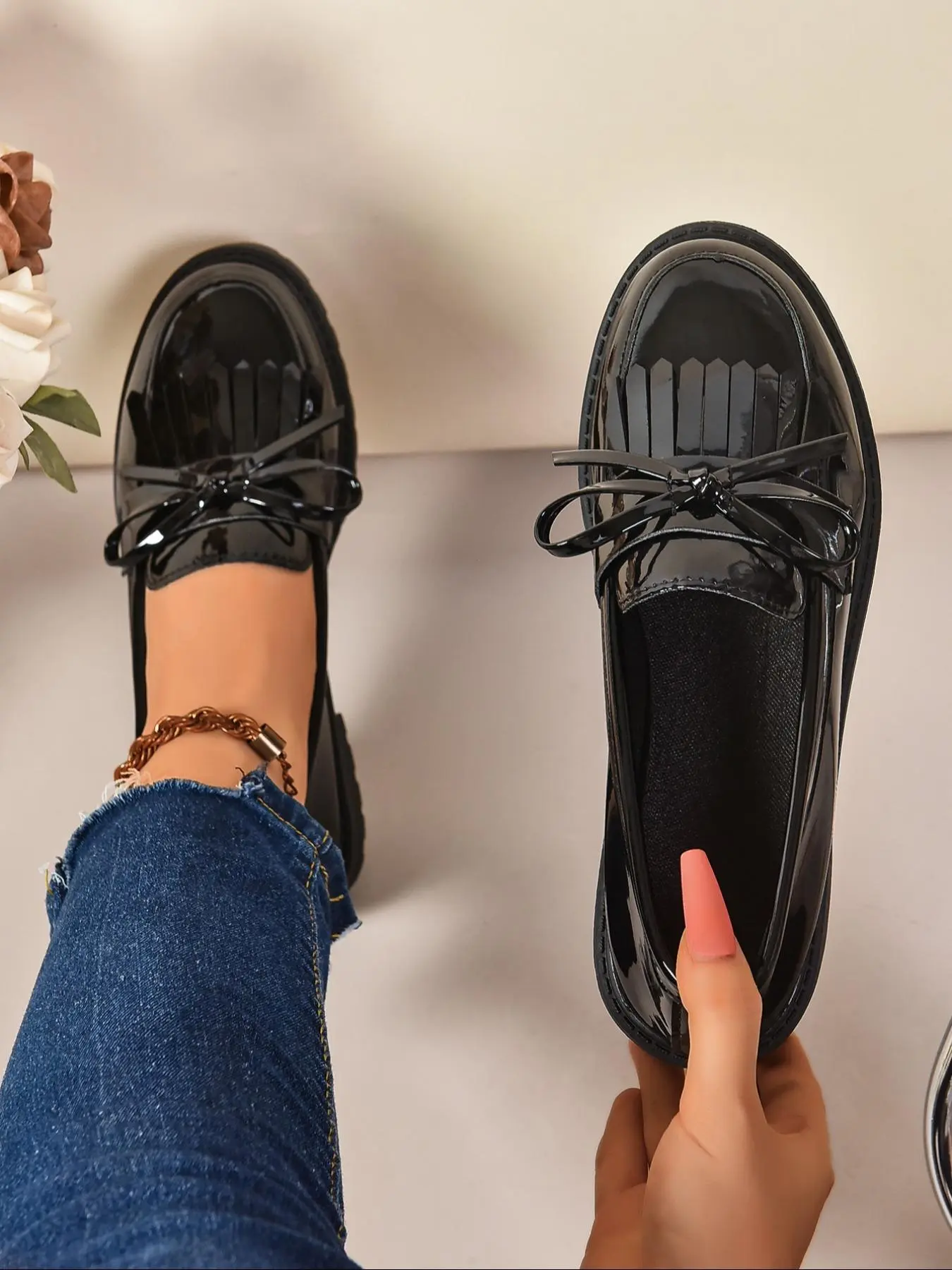 Women's Fashionable Bowknot Decor Lace Up PU Leather Loafers, Fashionable Flats, Bowknot Design Shoes, Casual Comfortable Flat Shoes for Daily Wear, Female All-match Round Toe Shoes for Daily Wear
