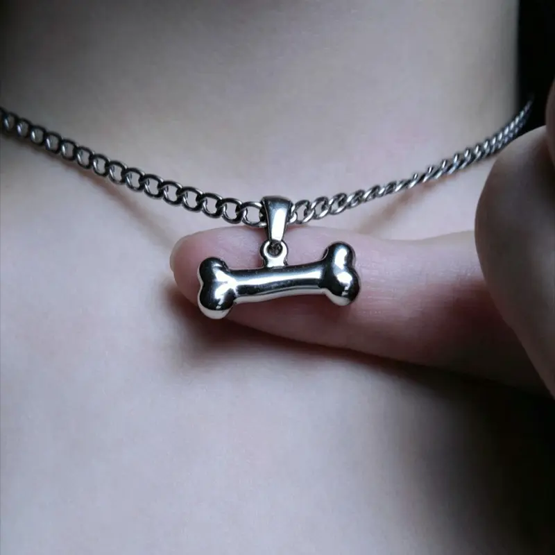 Gothic Puppy Bone Pendant Necklace for Men and Women, Punk Street Style, Unique Fashion Jewelry, Fashionable Accessory, Perfect for Parties and Gatherings, Gothic Mystery Jewelry, Chain Necklace