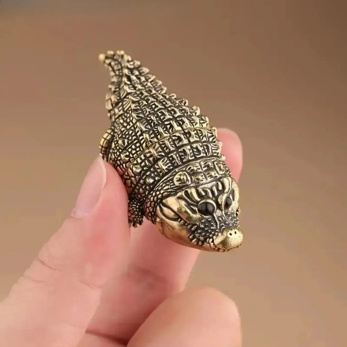 2026 Cute Chubby Bronze Crocodile Statue - Creative Heavy Metal Craft, Desktop Ornament, Living Room Decoration, Home Office Shelf Accent