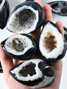 1PC Stunning Beautiful Black Agate Geode Egg, Polished Black Agate Druzy Egg Decor, Creative Gifts and DIY Specialty Jewelry Accessories，Perfect Home Decorative Art Collect, Unique Easter Halloween, Christmas, Holiday Gifts.