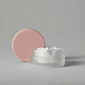 SKINN Cosmetics: Perfect Skin Primer - Enhances foundation application Exfoliant Wrinkles SKINN Cosmetics: Perfect Skin Primer - Enhances foundation application Exfoliant Wrinkles