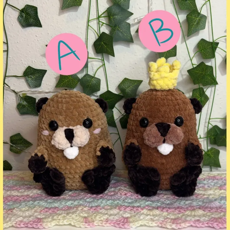 Handmade crochet beavers
