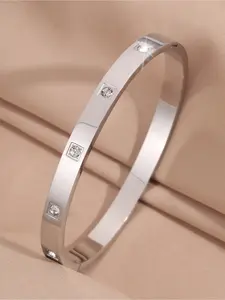 1 classic casual and fashionable silver square diamond bracelet, Elegant Minimalist Bangle, made of 304 stainless steel material, suitable for both men and women, suitable for daily wear, gatherings, and birthday gifts