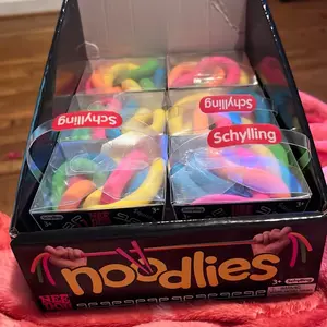 Needoh noodlies