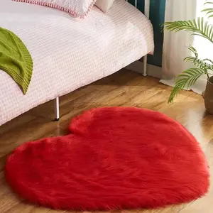 1pc Quick-Dry Fade-Proof Red Heart Faux-Wool Bedside Rug｜Lazy-Fit for Bed-End/Bay-Window/Entry, Multi-Scene Gift, Modern Shaggy Rug