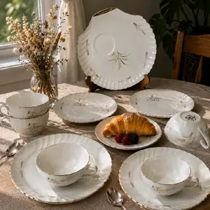 2 piece set Snack Plate for Crispy Chips, Crunchy Puffed Crisps, Gluten-Containing Snacks