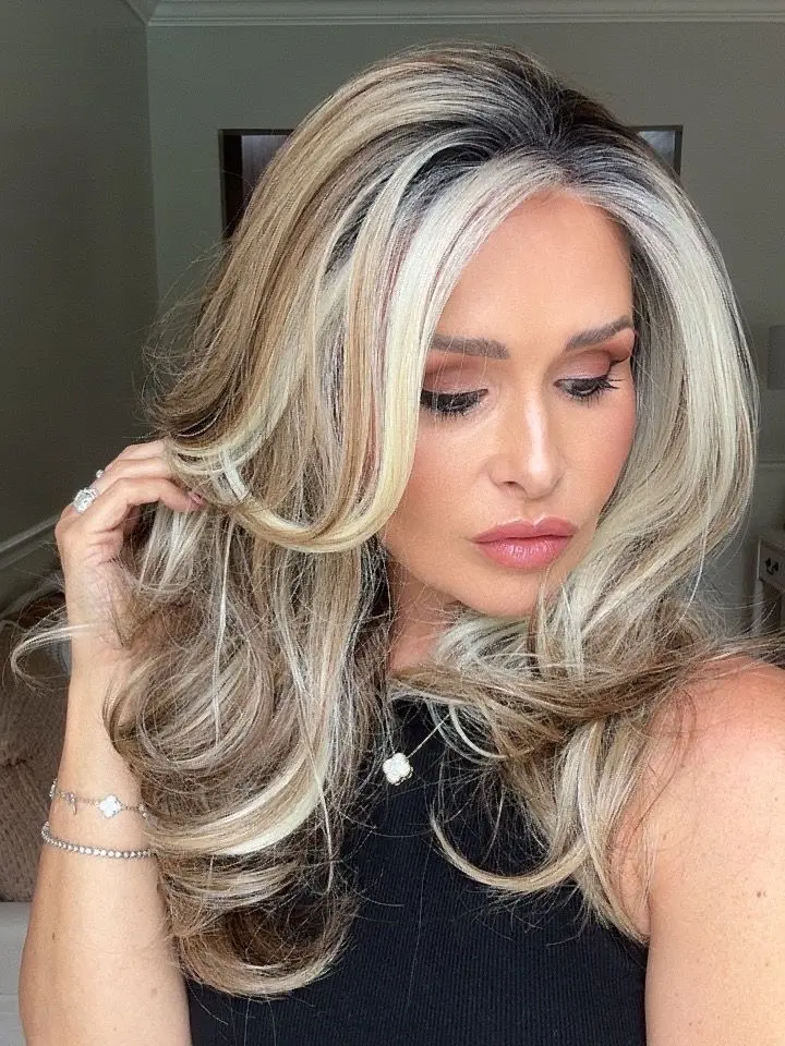 IMstyle Isabel Sandy Calico Glow Sunkissed Ash Blonde Balayage with Lowlights Layer Wavy Free Part 5*5 Full Monofilament Handmade with Anti-slip Strips Glueless Lace Front Wig