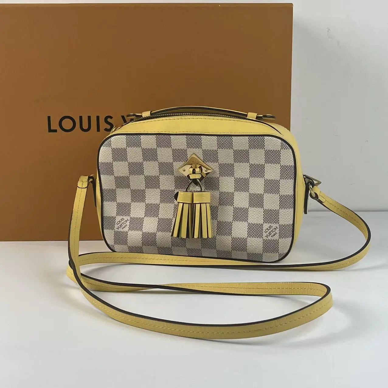 Pre-owned Louis Vuitton Damier Azur Checkered Yellow Leather Saintonge Camera Crossbody Bag, Crossbody Bags, Saintonge Camera Bag