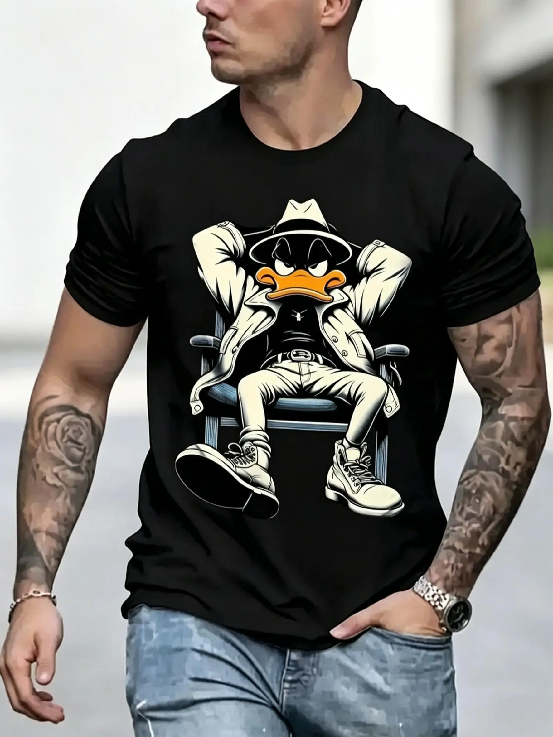Retro Gangster Daffy Duck T-Shirt 100% Cotton Classic Cartoon Graphic Tee Unisex Streetwear Top for Casual Outings Pop Culture Fans Menswear Stylish Tshirt