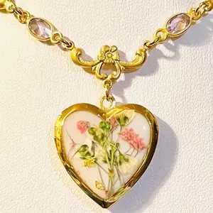 Metzly Heart Locket Necklace with Pink Beads & Floral Design in Heart Shape - Handmade with Real Dried Flowers, Stainless Steel Chain, 16" Length