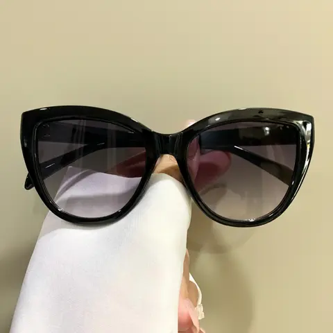 Vintage Cat Eye Frame Glasses, Trendy Casual Ombre/hawksbill Pattern Eyeglasses for Women & Men, Fashion Eyewear for Everyday Use and Outdoor Activities, Classic Shades, Trendy Beach Eyewear, Stylish Glasses