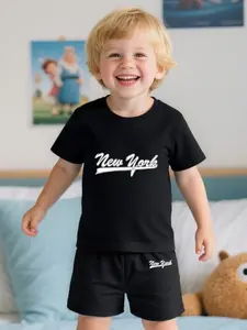 Boys' Round Neck Short Sleeve T-Shirt Sports Set, Cartoon Fashion New York English Letter Print, Casual Fitted Shorts Two-Piece Set