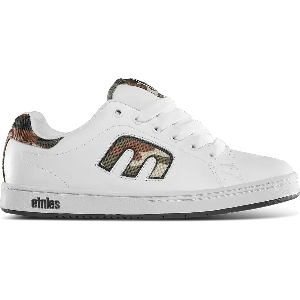 ETNIES Callicut Sneaker - White Suede Athletic Shoes with STI Level 1 Insole & 400 NBS Rubber Outsole for Everyday Wear Footwear