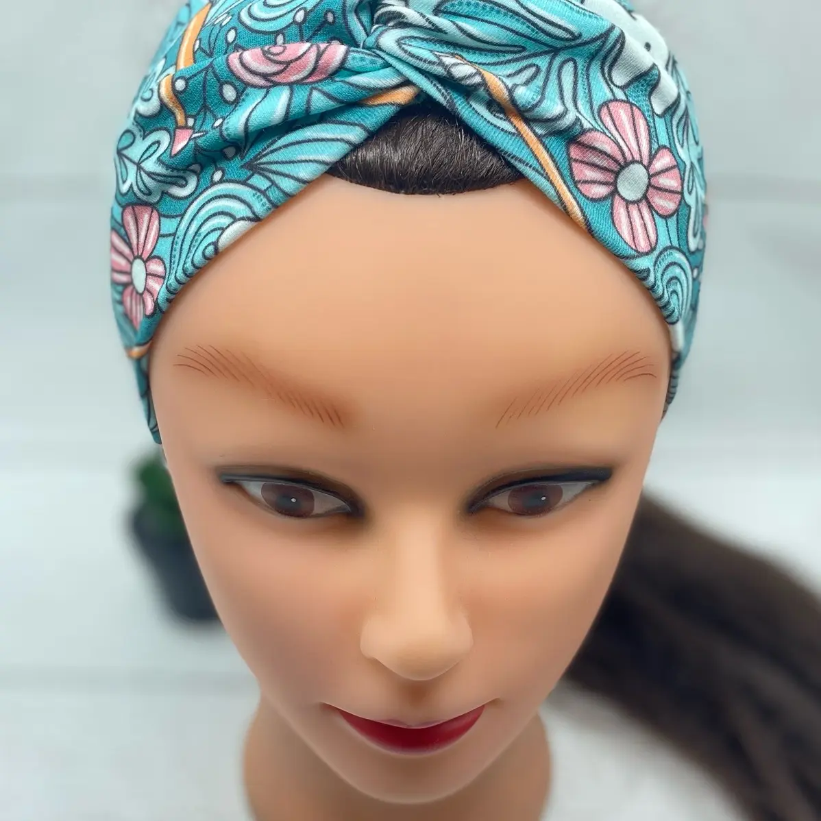 Dental headband with a twist, womens hair accessory for dental professionals