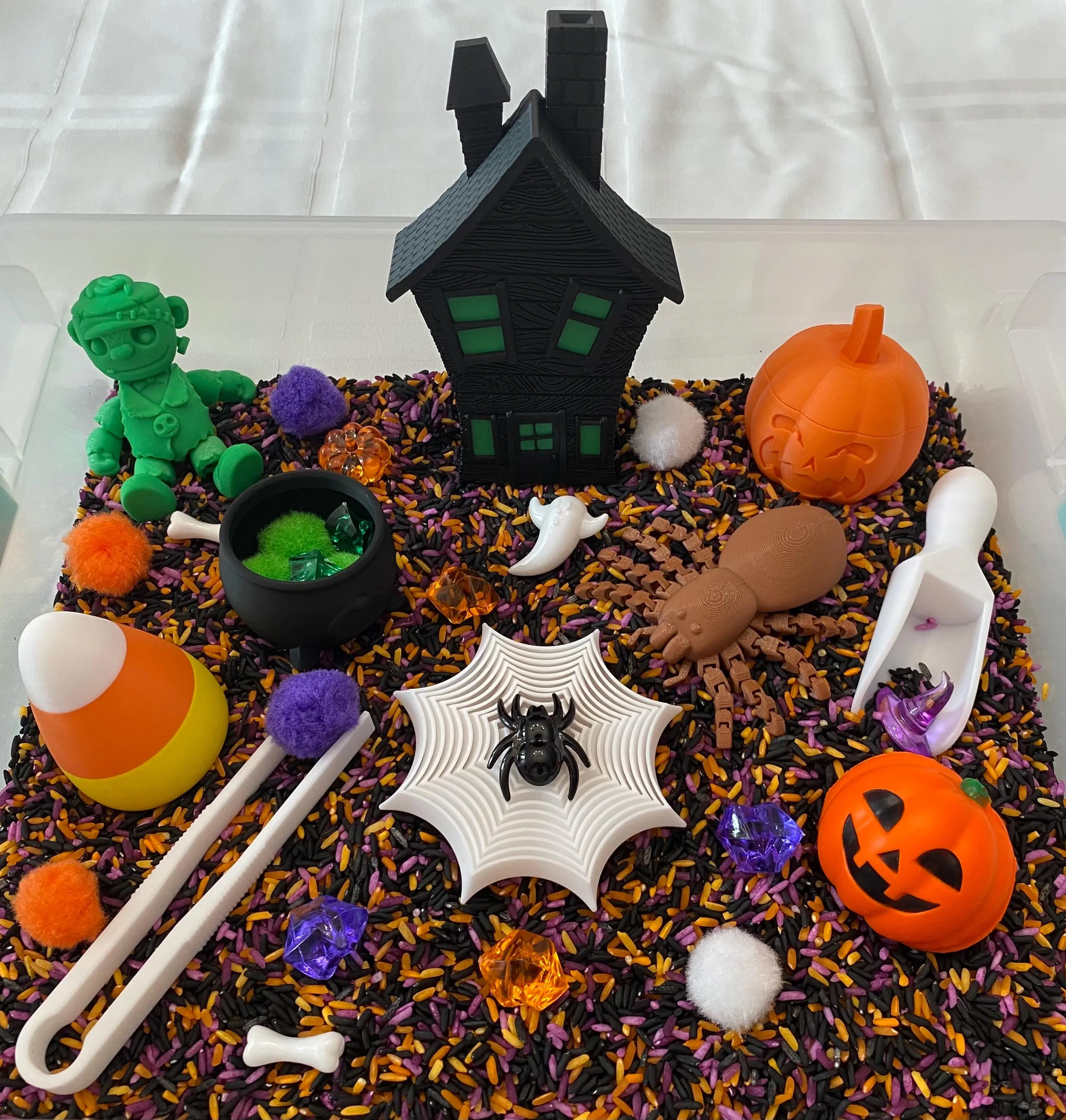 Halloween Sensory Bin, Classic Novelty Stress Relief Toy for Kids