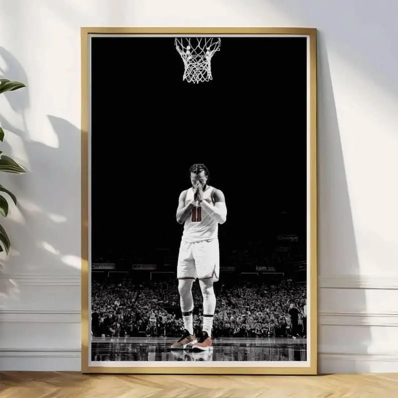Vintage Jalen Brunson Basketball Paper Poster - Eco-Friendly Resin Graphic Art, Knicks Fan Gift, Retro Home Decor for Kid Room, Decor Inspo