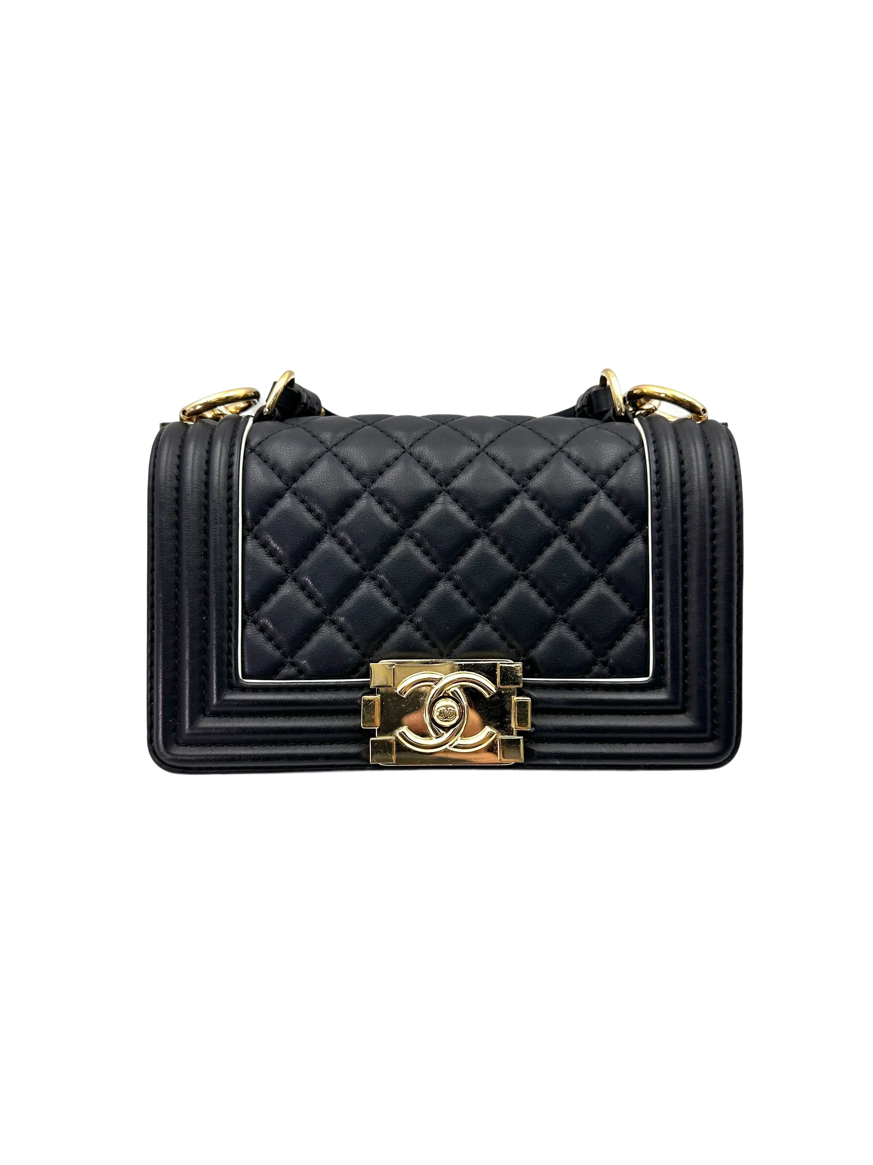 Pre-owned CHANEL Leather Shoulder bags LeBoy Black Quilted Small Top Handle Bag With Gold Buckle(27***10) CC1913