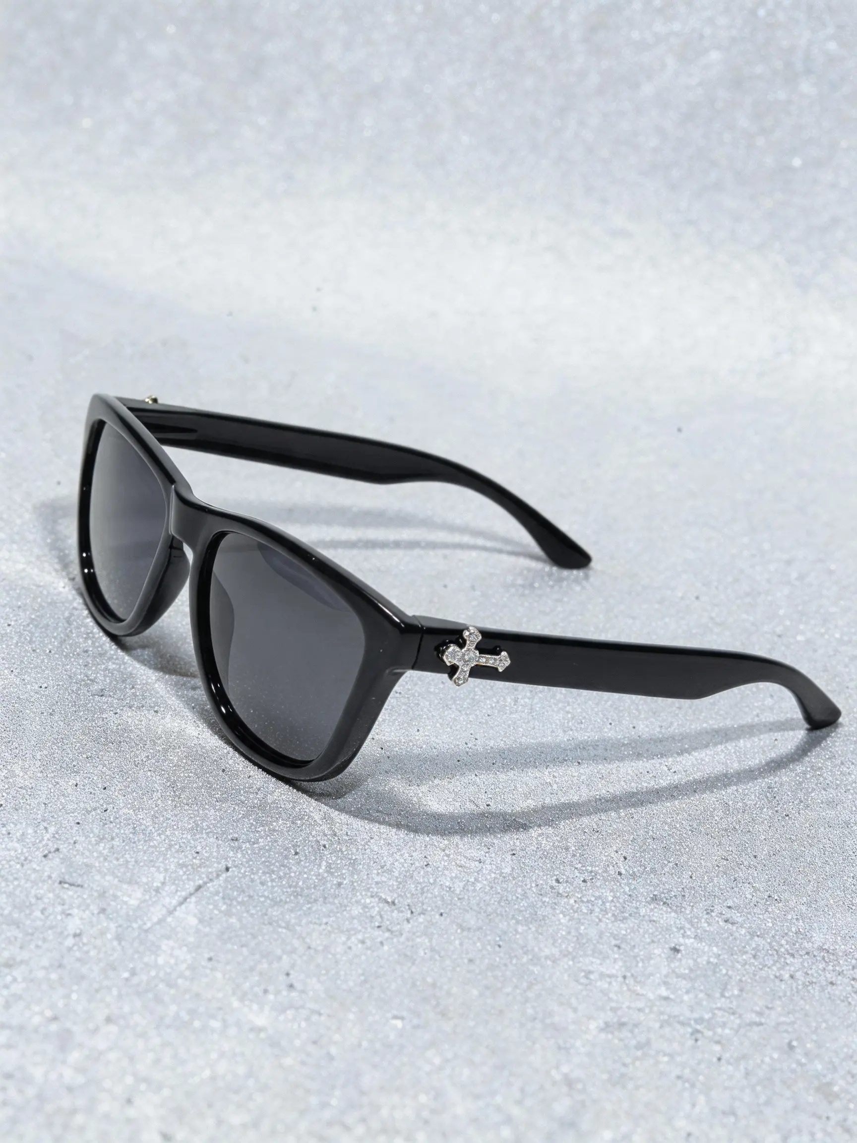Unisex Rhinestone Cat-Eye Sunglasses, Y2K Festival Party Style, PC Frame Material, Decorative Lens Design, Perfect for Travel & Beach Parties, Stylish Shades