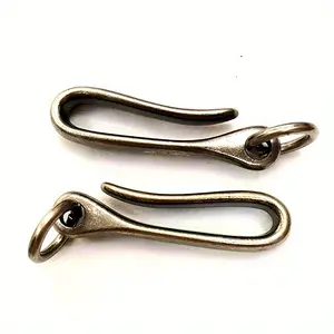 1pc Retro U-shaped Waist Strap Buckle Keychain, Men's Key Chain, Birthday Gift