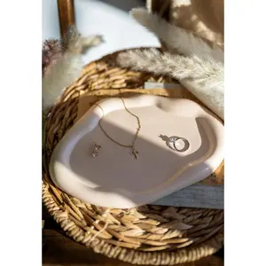 Irregular Oval Cloud Trinket Tray,Coffee Table Tray,Catch All Tray , Aesthetic Table Jesmonite Tray, Decorative tray Plate Matte Small