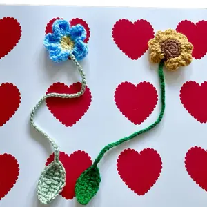 Flower Power Bookmark- green crocheted cord with flower design and leaf detail