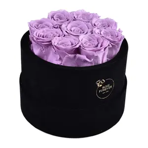 9 Lilac Roses - Black Round Velvet Box