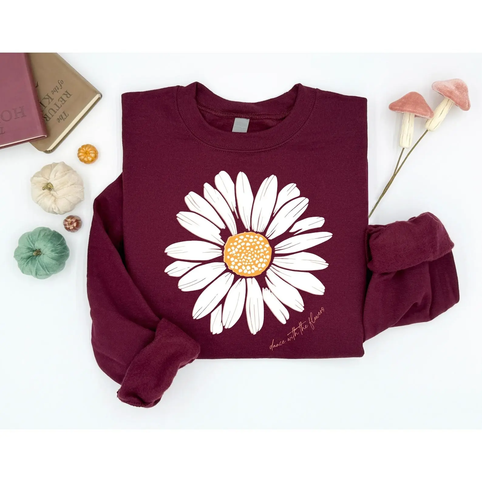 Daisy Flower Sweatshirt, Boho Floral Crewneck, Nature Lover Gift