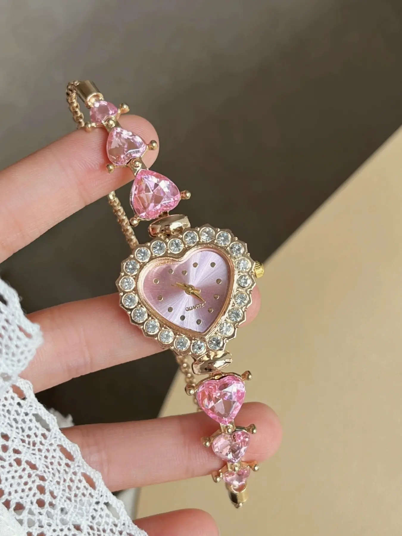 Cute Heart-Shaped Dial for Girls, Princess Style, Perfect Gift for Birthdays & Fairy Tale Events, Adorable Design, Rhinestone Wrist Watch, Quartz Wristwatches, 1pc Set