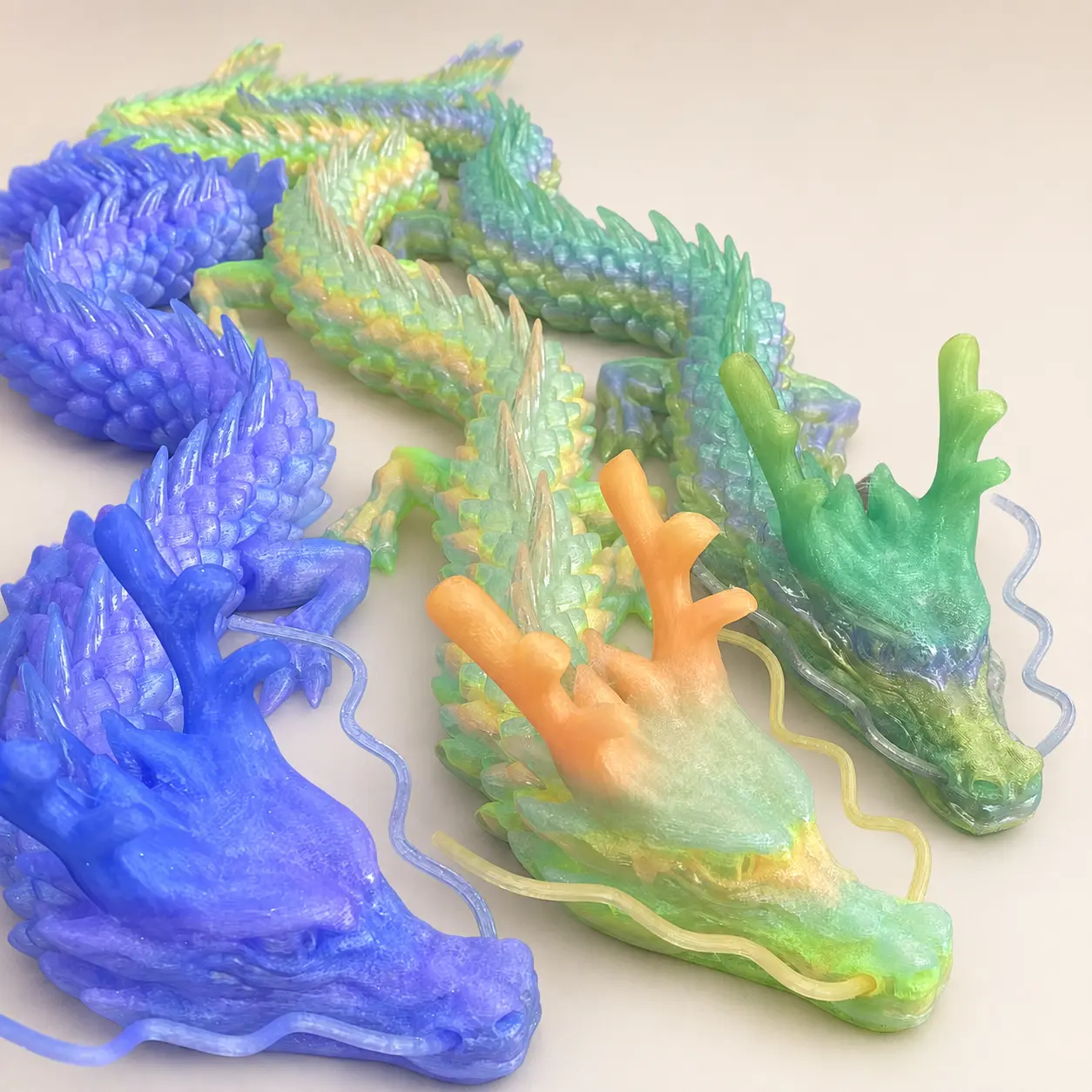 35.4-inch 3D-Printed Giant Dragon Statue - Large Animal Shape Crystal-Themed Dragon Head Hyper Realistic Statue, Crystal Gradient Color, Realistic Joint Design, Ideal Home Decor, Halloween Decoration & Birthday Gift Collectible (summerwins), Large Statues
