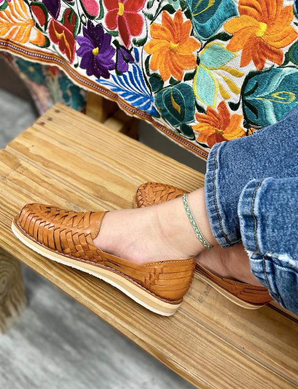 Canela Leather Mexican Huaraches Flats for Women - Comfortable Summer Footwear with Tropical Style