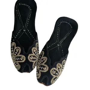 women shoes  khussa  jutti  punjabi jutti  traditinal shoes